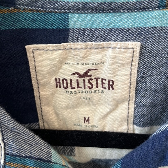 Hollister Blue Plaid Flannel. Size medium. - Picture 3 of 3